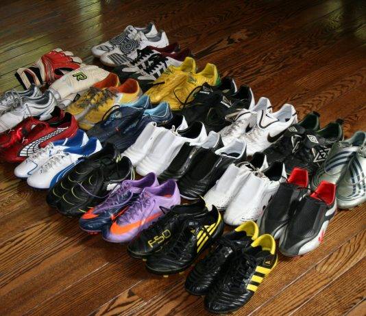 best soccer cleats for strikers