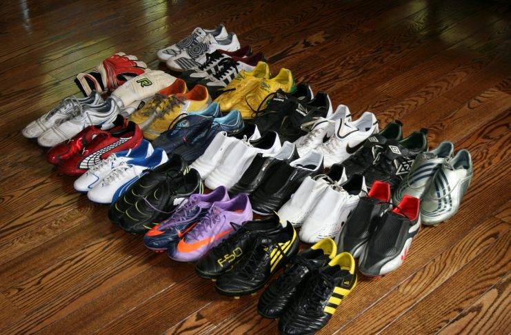 best soccer cleats for strikers