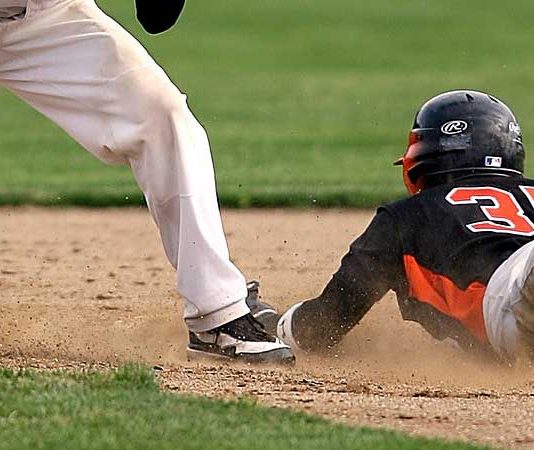 Under Armour Mens Leadoff Low RM Baseball Cleats Review