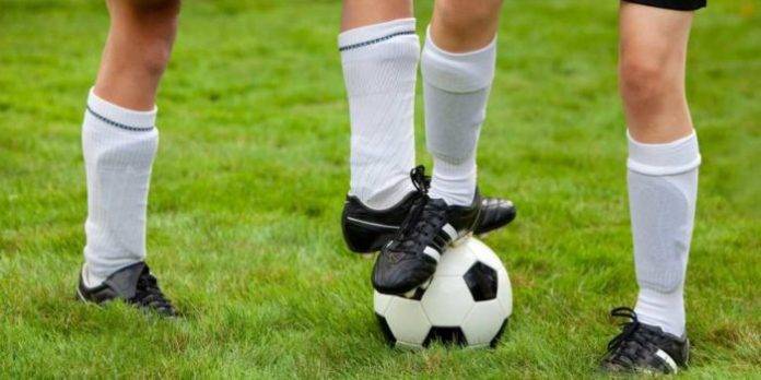 Adidas Mundial Team Turf Soccer Shoe – Most Comfortable