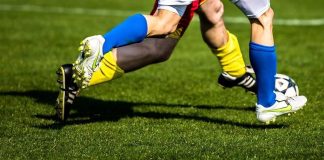 football boots toe space top