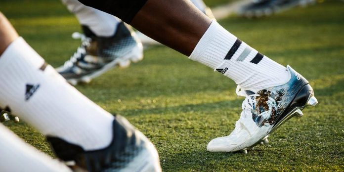 Best Football Cleats for Orthotics