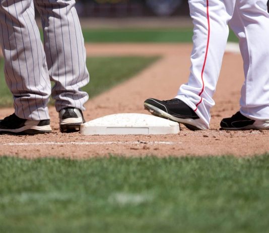 can i wear baseball cleats for general athletic activities 1