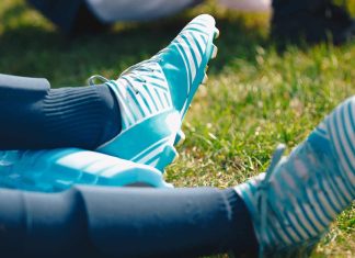 Are Detachable Or Molded Cleats More Comfortable