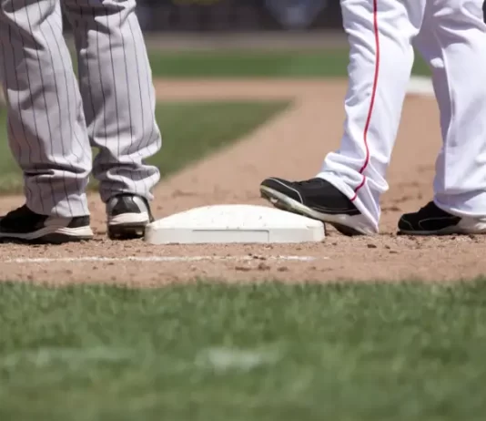 Are Plastic Or Metal Spikes Better For Pitching Mound