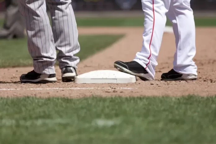 Are Plastic Or Metal Spikes Better For Pitching Mound