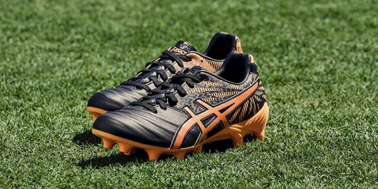 Can Football Use Baseball Cleats? | Football cleats Are Soccer Cleats Ok To Use For Football