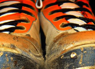 what are signs that cleats need to be replaced