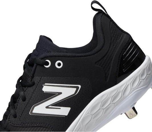 new balance womens fresh foam velo v3 softball shoe review