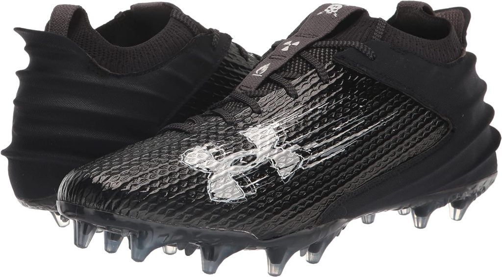 Under Armour Mens Blur Smoke 2.0 Molded Cleat Football Shoe