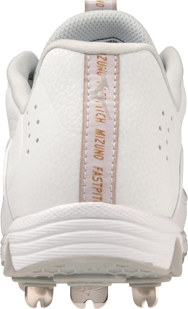Mizuno Women's 9-Spike Elite 5 Softball Shoe Review | Softball cleats Mizuno Womens 9 Spike Swift 8 Low Metal Softball Cleat Review