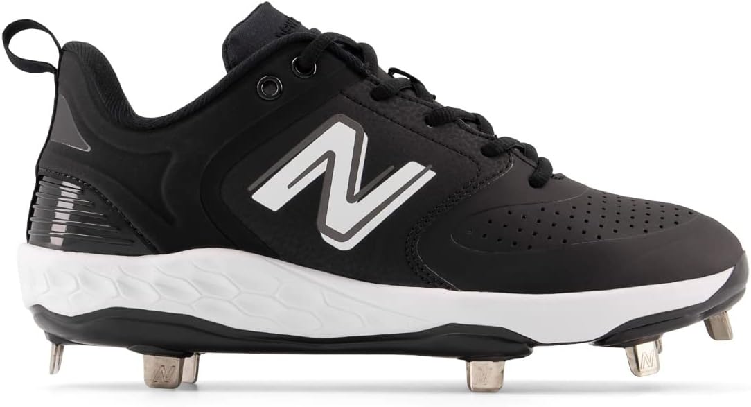 New Balance Women's Fresh Foam Velo V3 Molded Softball Shoe Review | Softball cleats New Balance Women's Fresh Foam Velo V3 Molded Softball Shoe Review