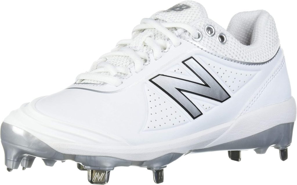 New Balance Womens Fuse V2 Metal Softball Shoe
