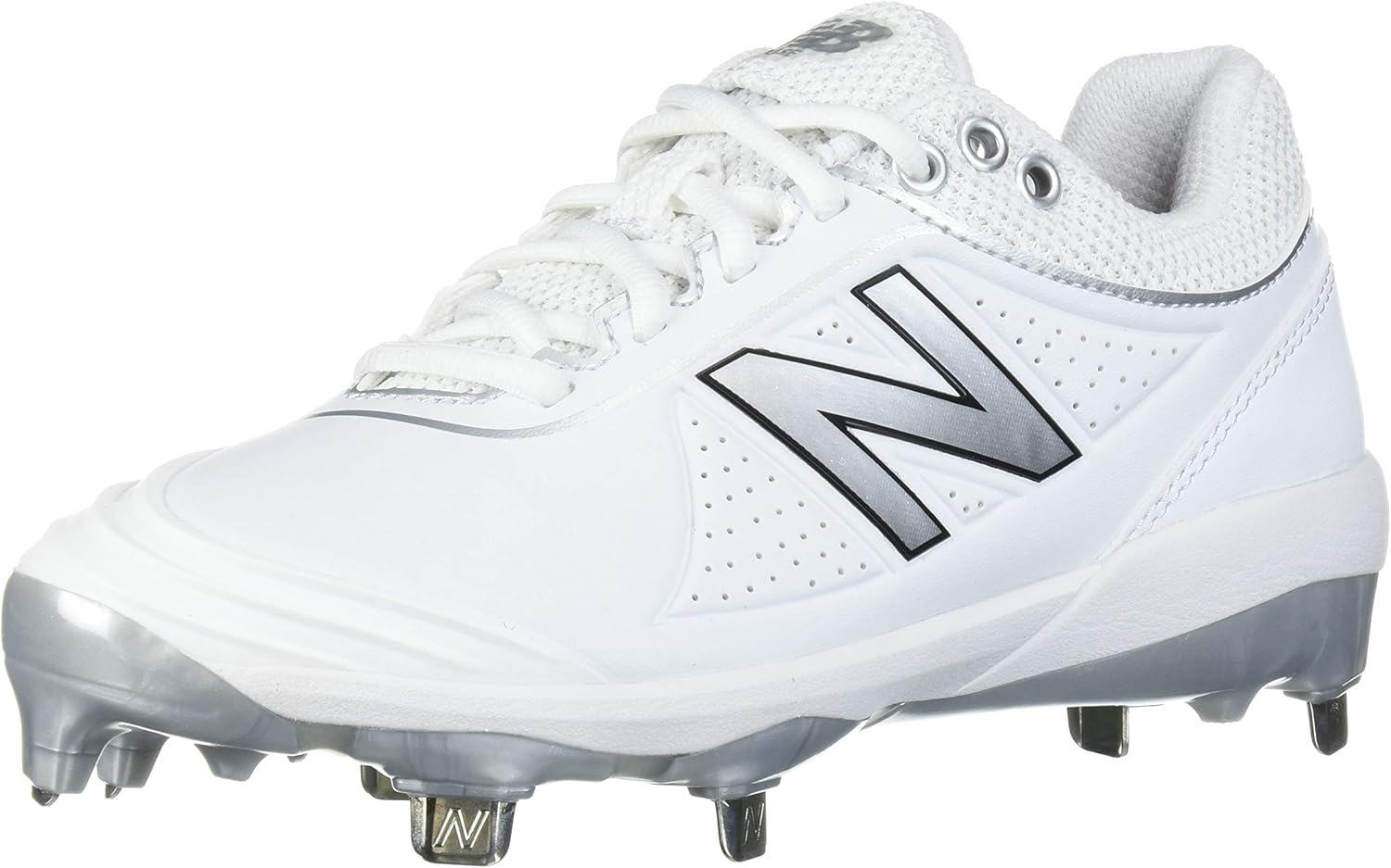 New Balance Women's FuelCell Fuse V3 Molded Softball Shoe Review | Softball cleats New Balance Women's FuelCell Fuse V3 Molded Softball Shoe Review