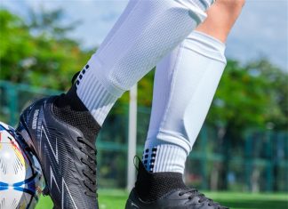 Indoor Soccer Cleats Mens Womens Turf Soccer Cleats Wide Socer Shoes FG AG TF High Ankle Football Boots