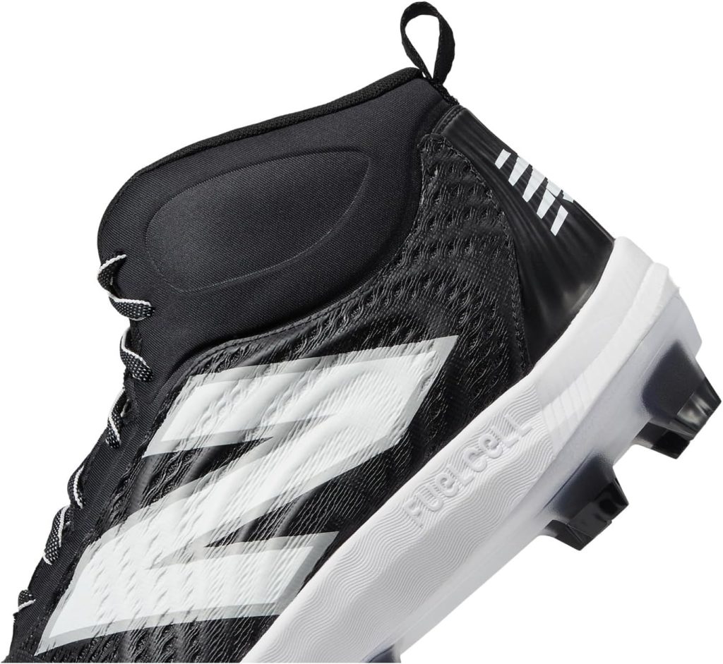 New Balance Mens FuelCell 4040 V7 Mid-Molded Baseball Shoe