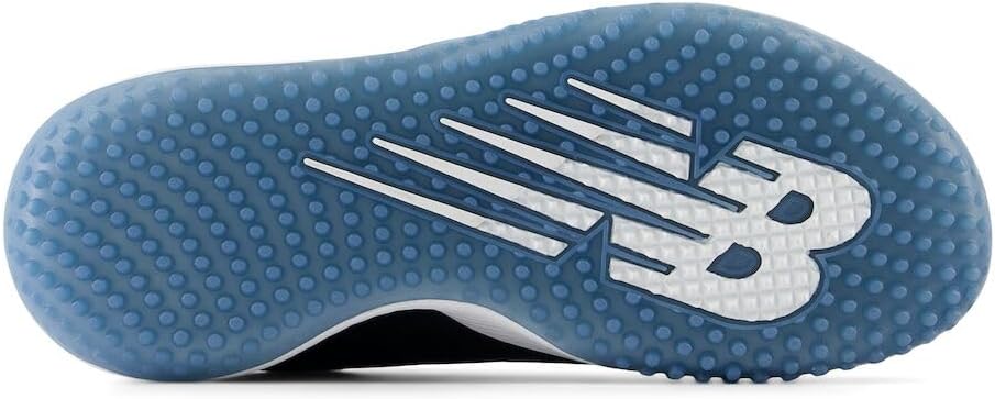 New Balance Womens FuelCell Fuse V4 Turf Trainer New Balance Womens FuelCell Fuse V4 Turf Trainer