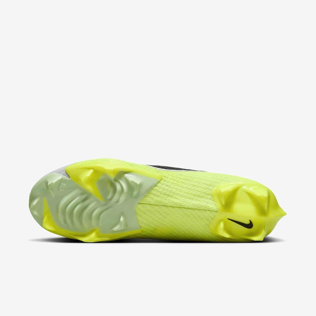 Nike Mens Vapor Edge Pro 360 2 Football Cleats Nike Mens Vapor Edge Pro 360 2 Football Cleats