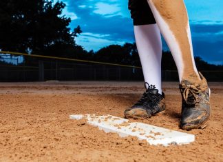 RIP-IT Women’s Diamond Softball Cleats | Molded Softball Shoes for Women